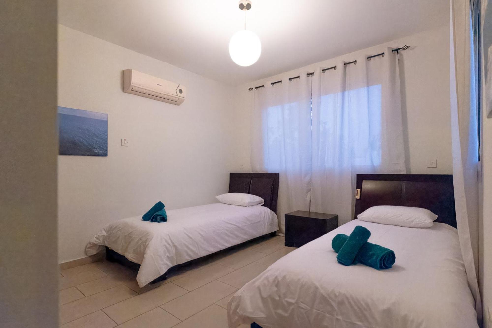 Nefeli Blue-Horizon 2B, Pool, Suites, Big Balconies Πάφος Εξωτερικό φωτογραφία