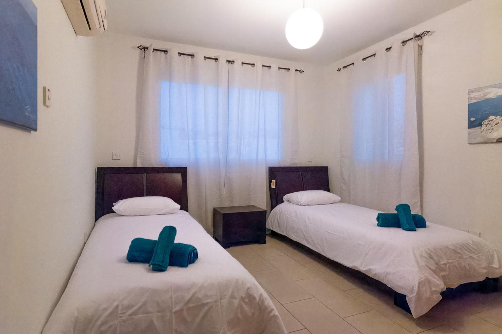 Nefeli Blue-Horizon 2B, Pool, Suites, Big Balconies Πάφος Εξωτερικό φωτογραφία