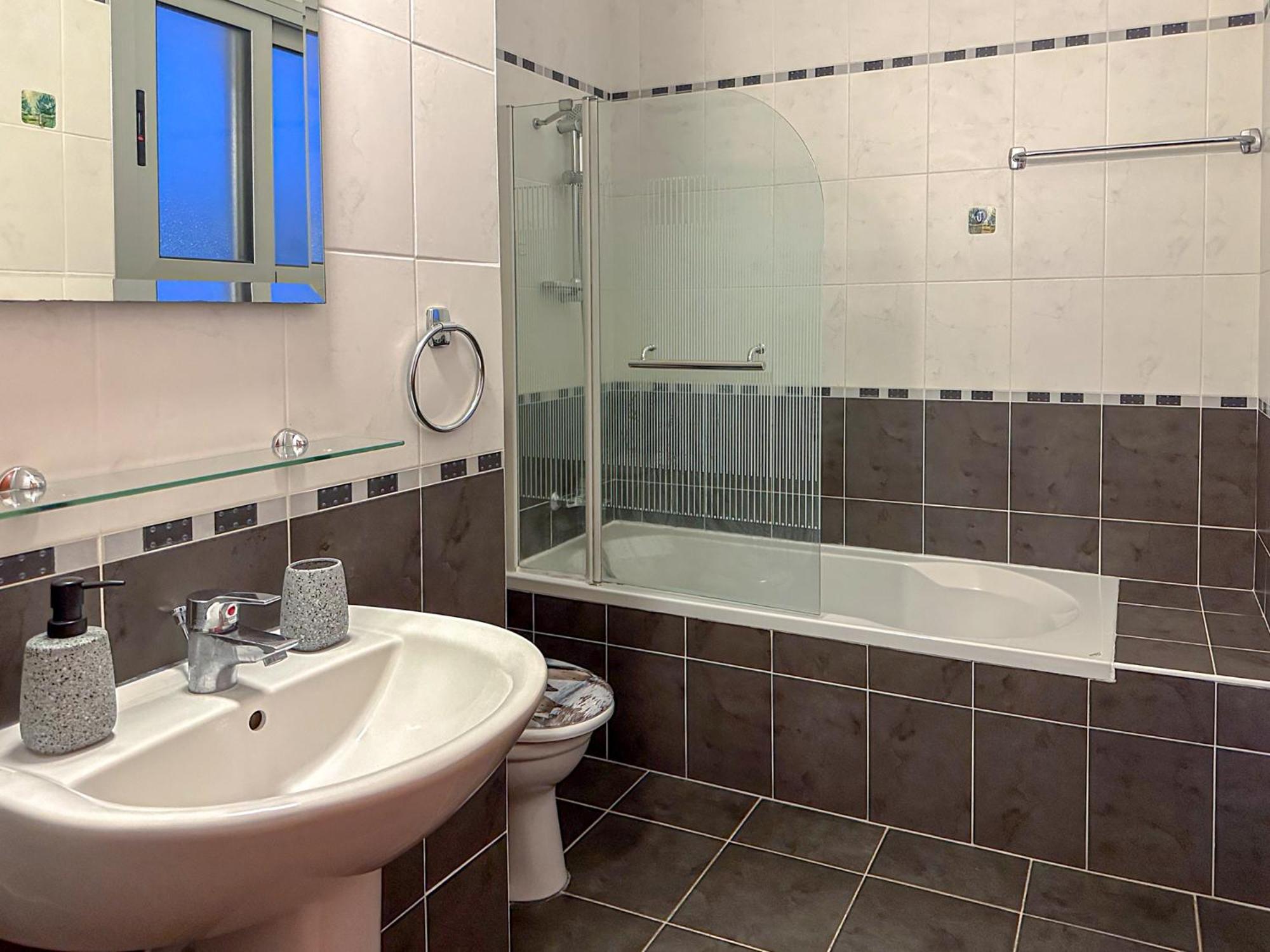 Nefeli Blue-Horizon 2B, Pool, Suites, Big Balconies Πάφος Εξωτερικό φωτογραφία